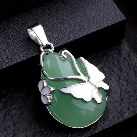Aventurine Stone Butterfly Water Drop Necklace - Picture 2 of 2